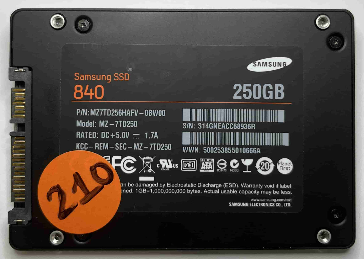 SAMSUNG MZ7TD250 MZ7TD256HAFV (210) SSD for Sale