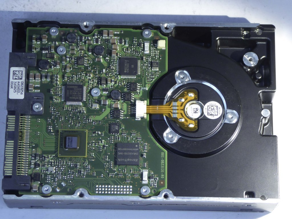 DELL HUS154545VLS300 0B23461 Drives