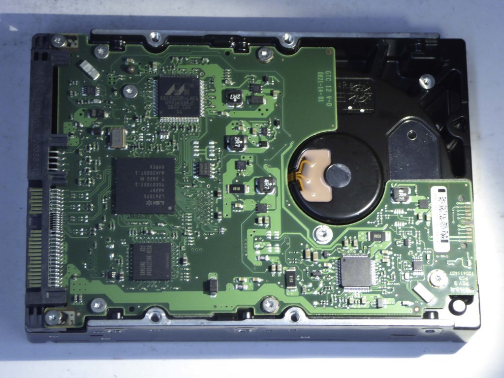 SEAGATE ST3300655SS 9Z1066-054 Drives