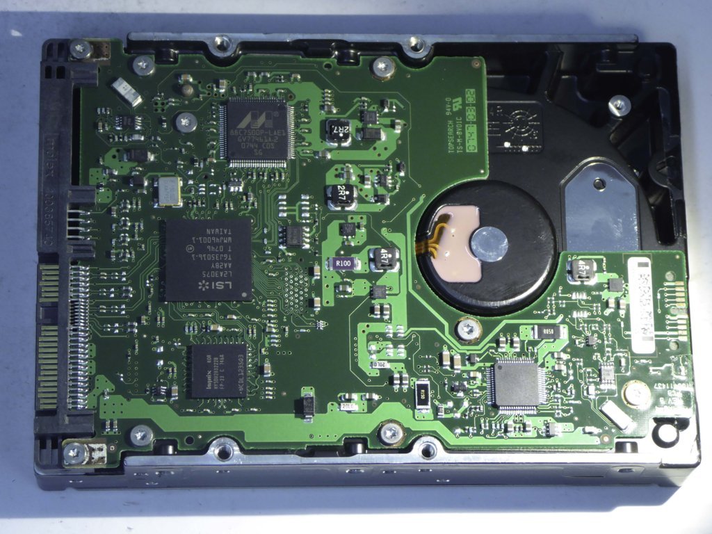 SEAGATE ST3300655SS 9Z1066-054 Drives