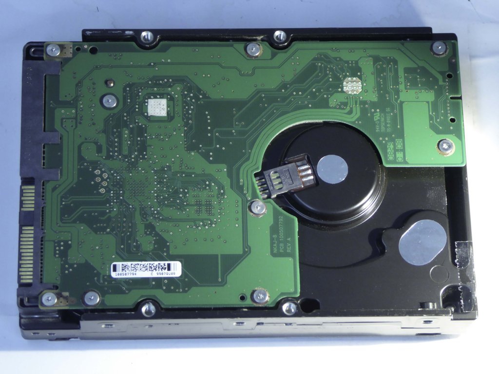 SEAGATE ST3300656SS 9CH066-050 Drives