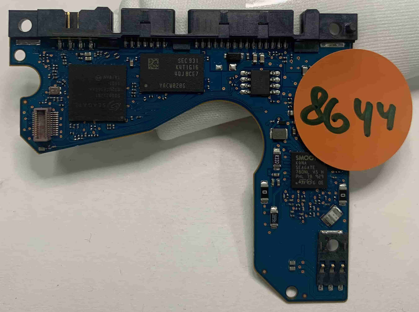 Seagate ST2000LM007 100835923 REV A 1R8174-570 PCB for Sale