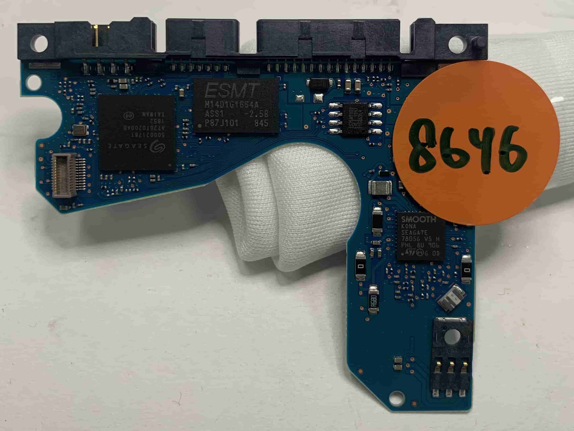 Seagate ST2000LM007 100835923 REV A 1R8174-570 PCB for Sale