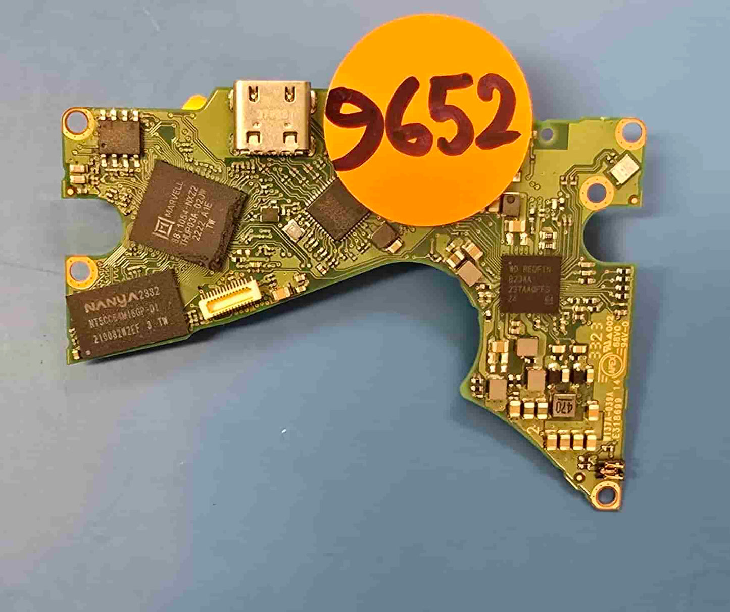 Western Digital WD40NMZM-59A8XS1 2060-810033-001 REV P 0  PCB for Sale