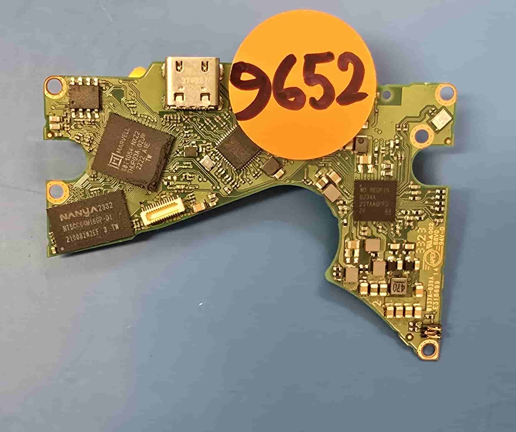 Western Digital WD40NMZM-59A8XS1 2060-810033-001 REV P 0  PCB for Sale