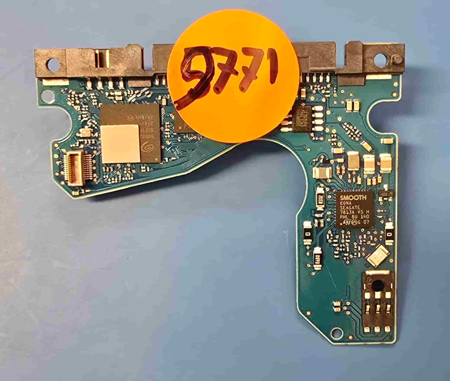 Seagate ST2000LM007 100835923 REV B 1R8174-570 PCB for Sale