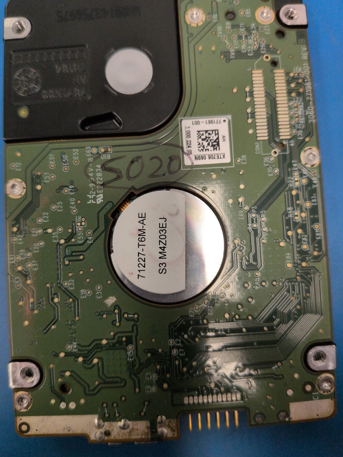 WD20 drive label (back)