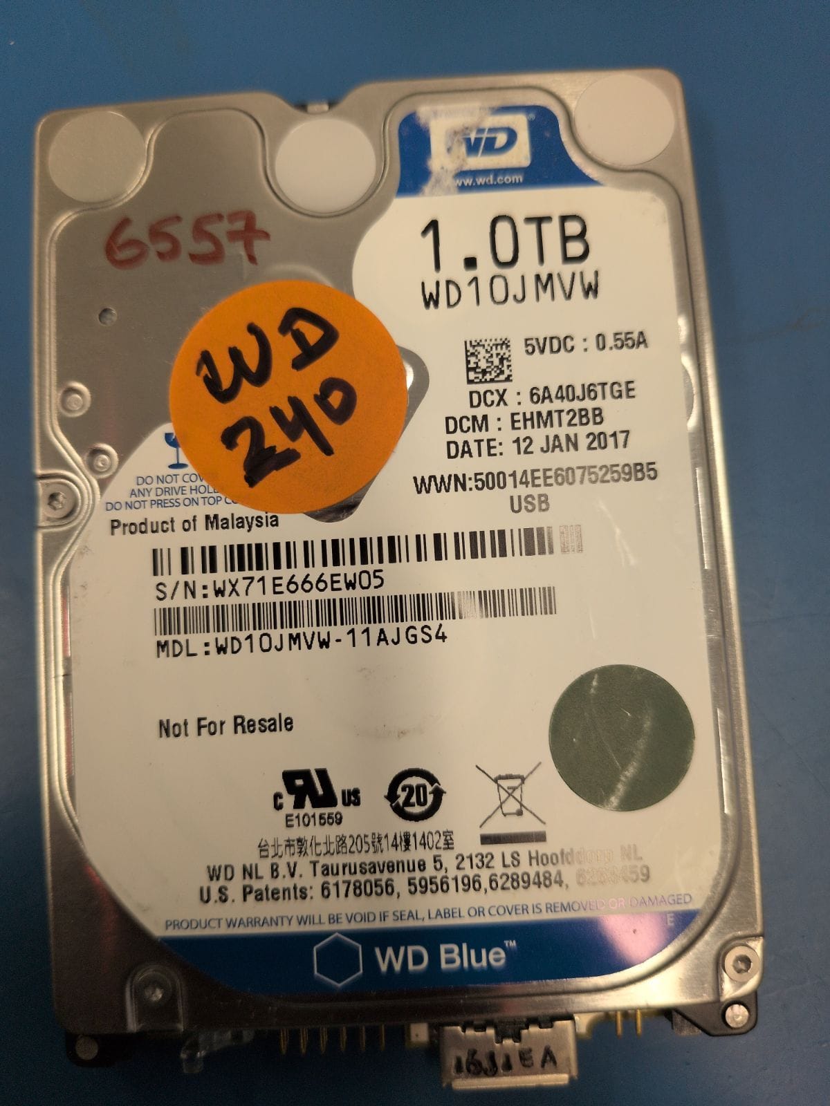 WD240 drive label (front)