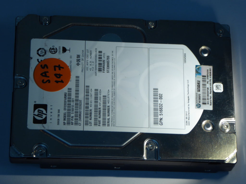 HP EF0300FARMU  9FL066-035 Drives