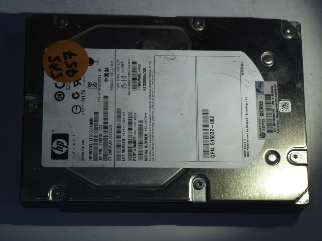 HP EF0300FARMU  9FL066-035 Drives