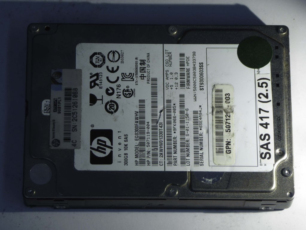 HP EG0300FAWHV  9FK066-085 Drives