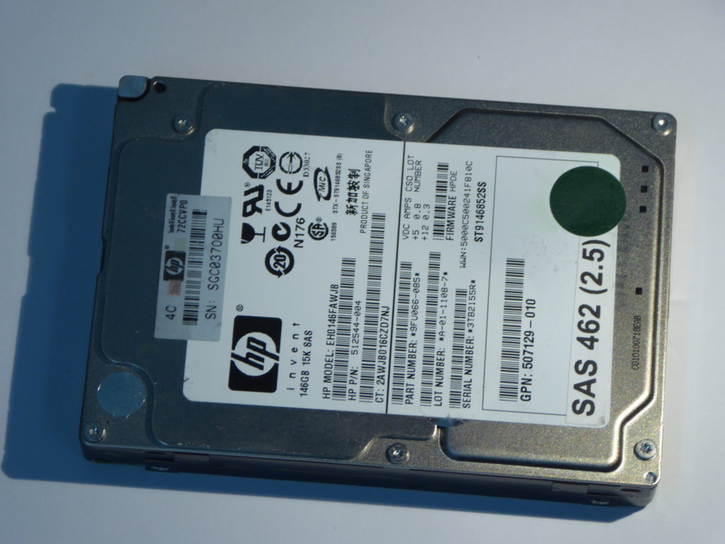 HP EH0146FAWJB  9FU066-085 Drives