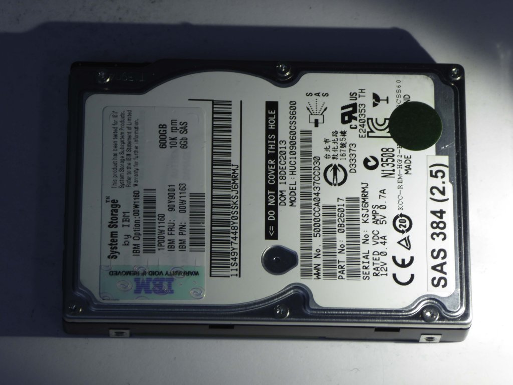 IBM HUC109060CSS600  0B26017 Drives