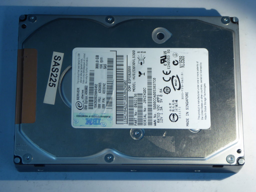 IBM HUS153030VLS300  0B22156 Drives