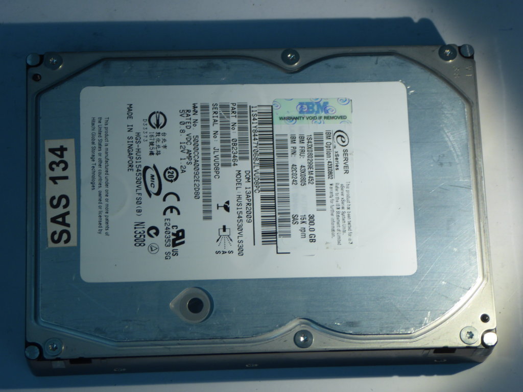 IBM HUS154530VLS300  0B23464 Drives