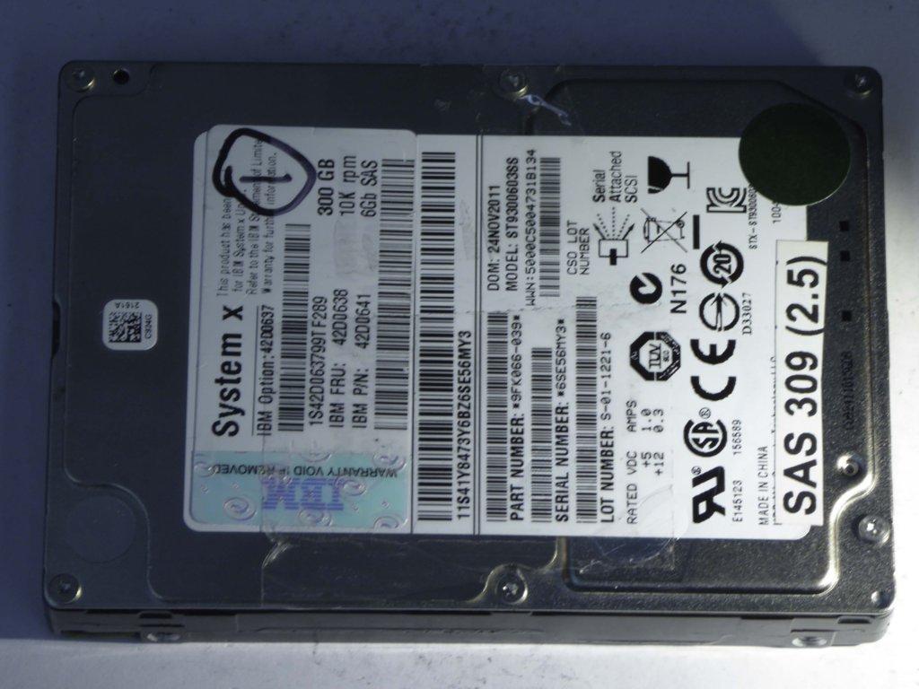 IBM ST9300603SS  9FK066-039 Drives