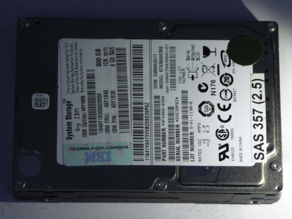 IBM ST9300603SS  9FK066-039 Drives