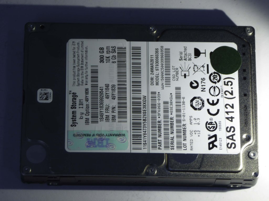 IBM ST9300603SS  9FK066-039 Drives