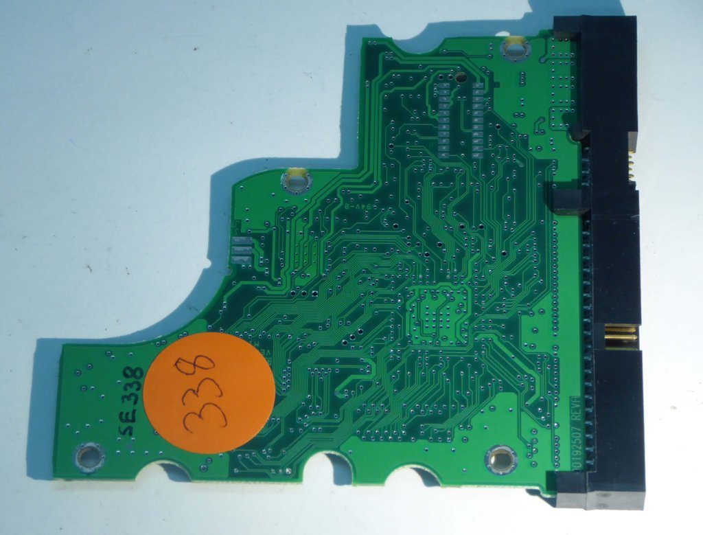 Seagate ST320011A 100192507 REV A 9T6004-132 PCB for Sale