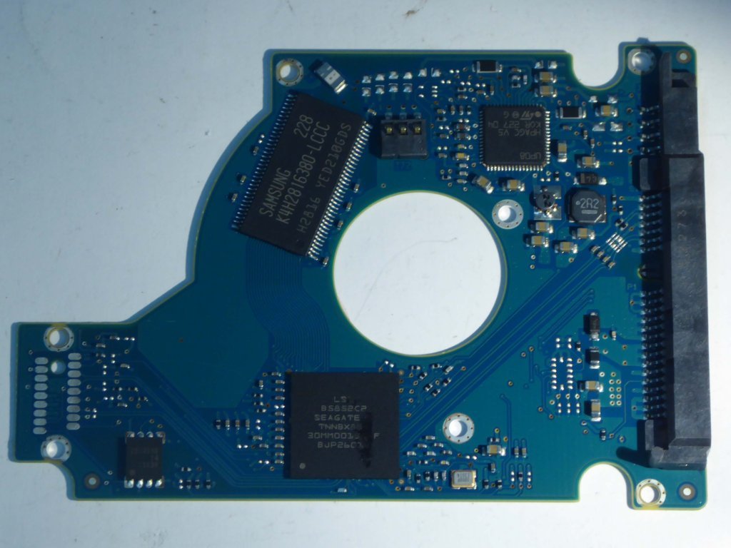 Seagate ST320LT007 100611631 REV A 9ZV142-071 PCB for Sale