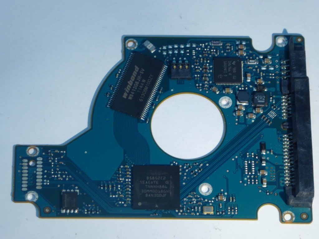 Seagate ST320LT007 100611631 REV A 9ZV142-071 PCB for Sale