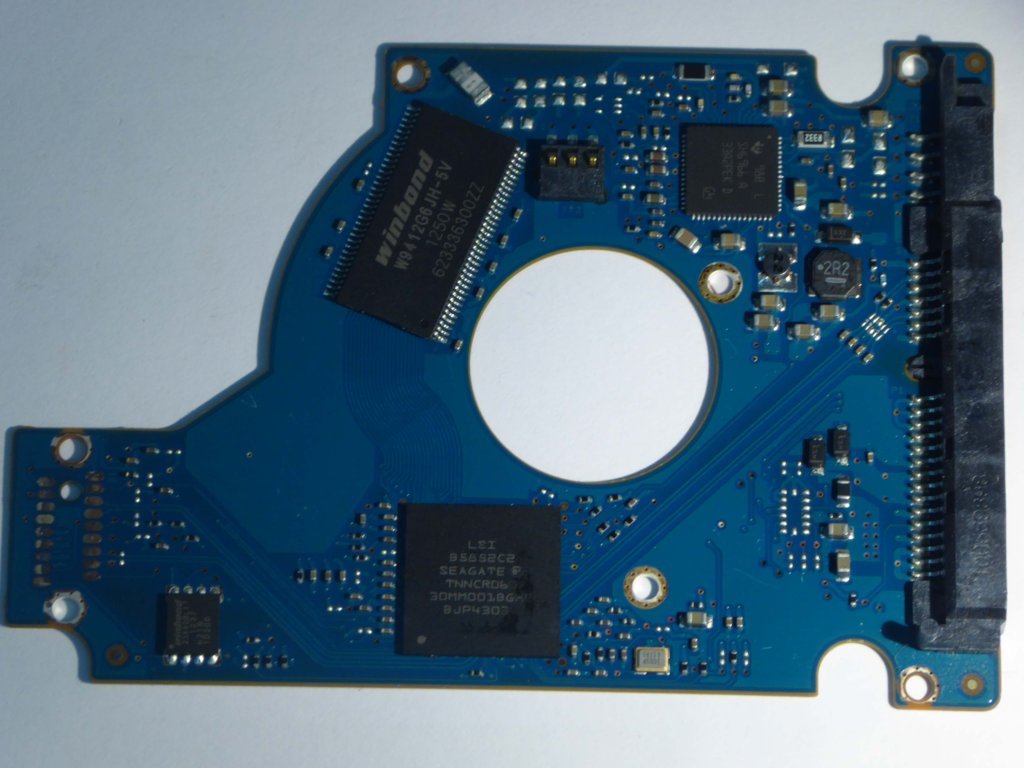 Seagate ST320LT007 100654403 REV B 9ZV142-072 PCB for Sale