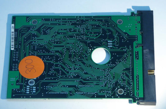 Seagate ST32122A 24001720-001 A 9J7013-605 PCB for Sale