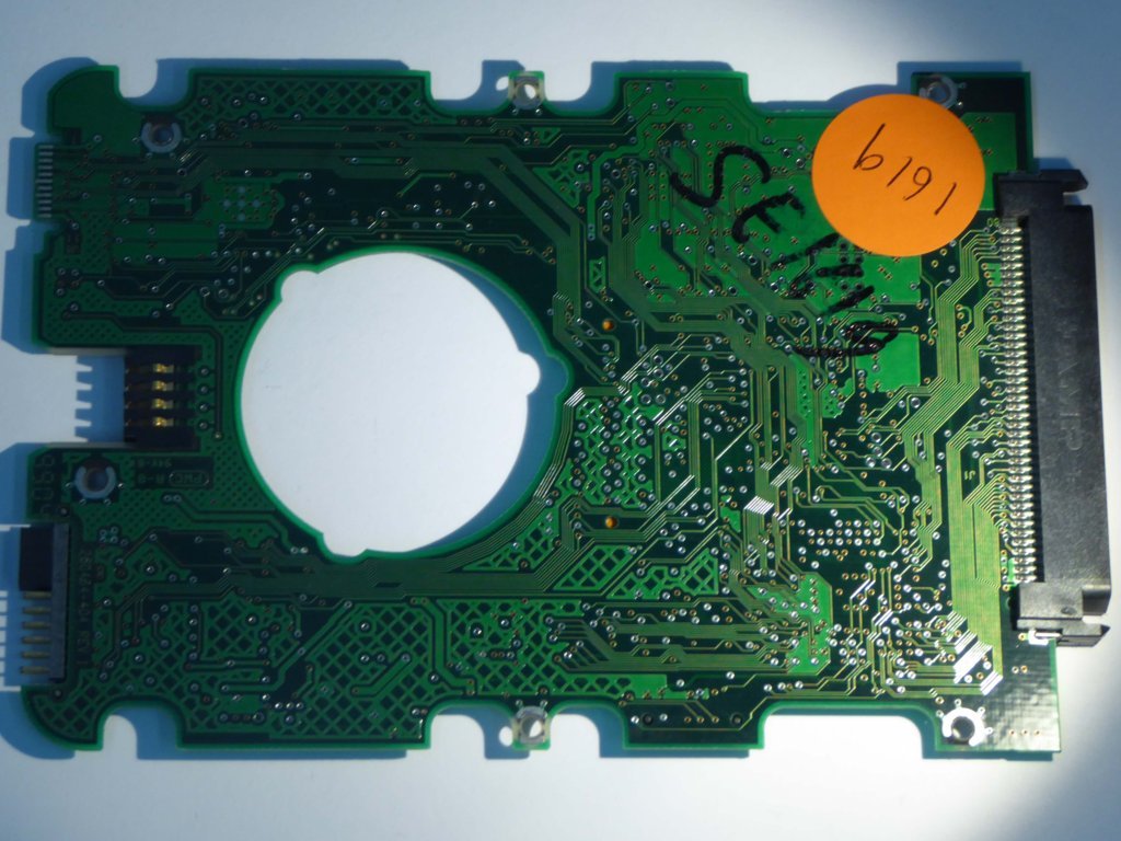Seagate ST34520LC 260464-404 REV 1 9M8001-002 PCB for Sale