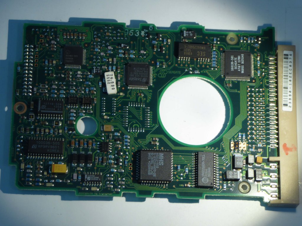 Seagate ST3630A 23620-301 EC 8798 958004-030 PCB for Sale